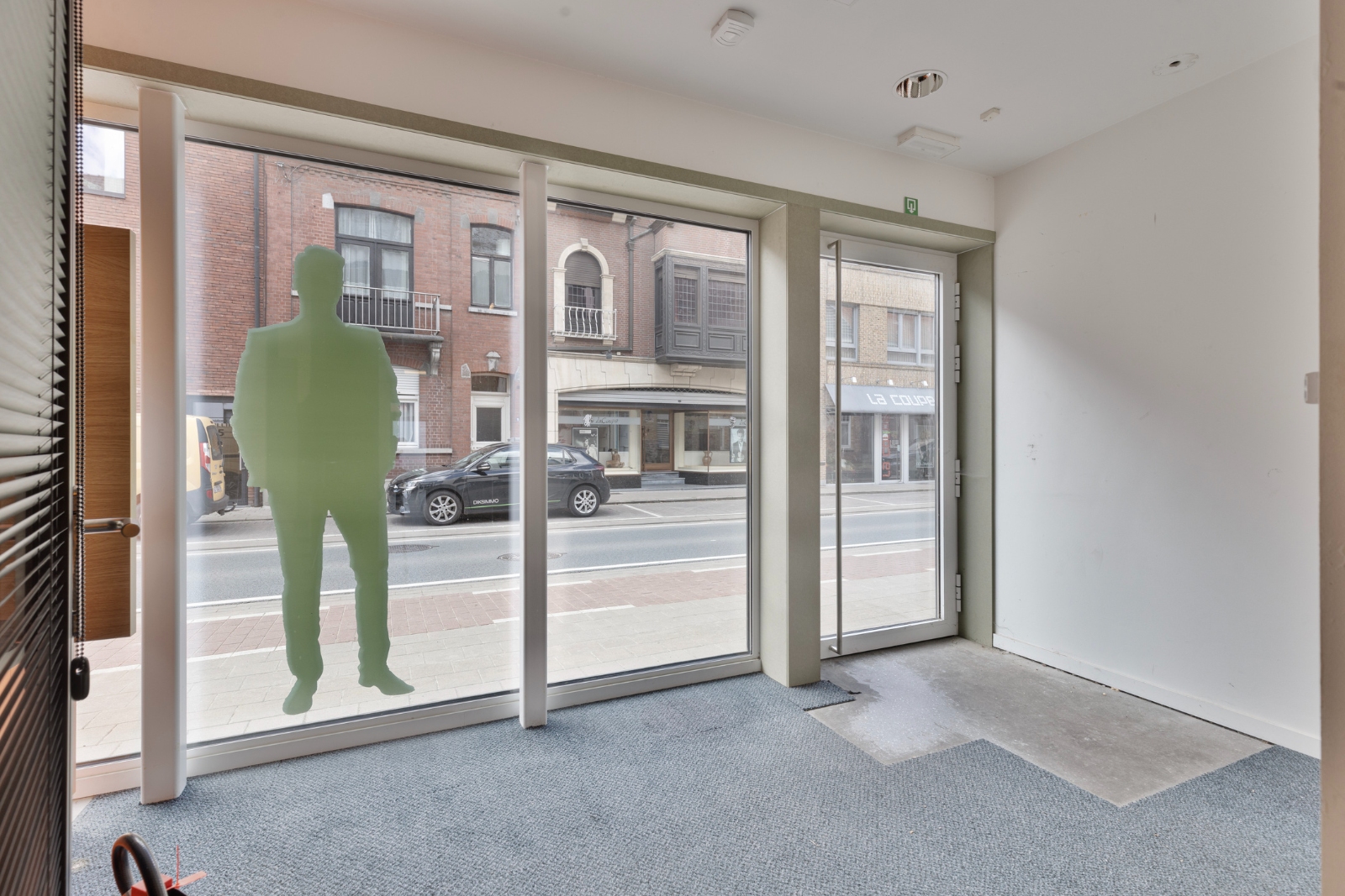 Kantoor- of praktijkruimte met 3 staanplaatsen - foto 5