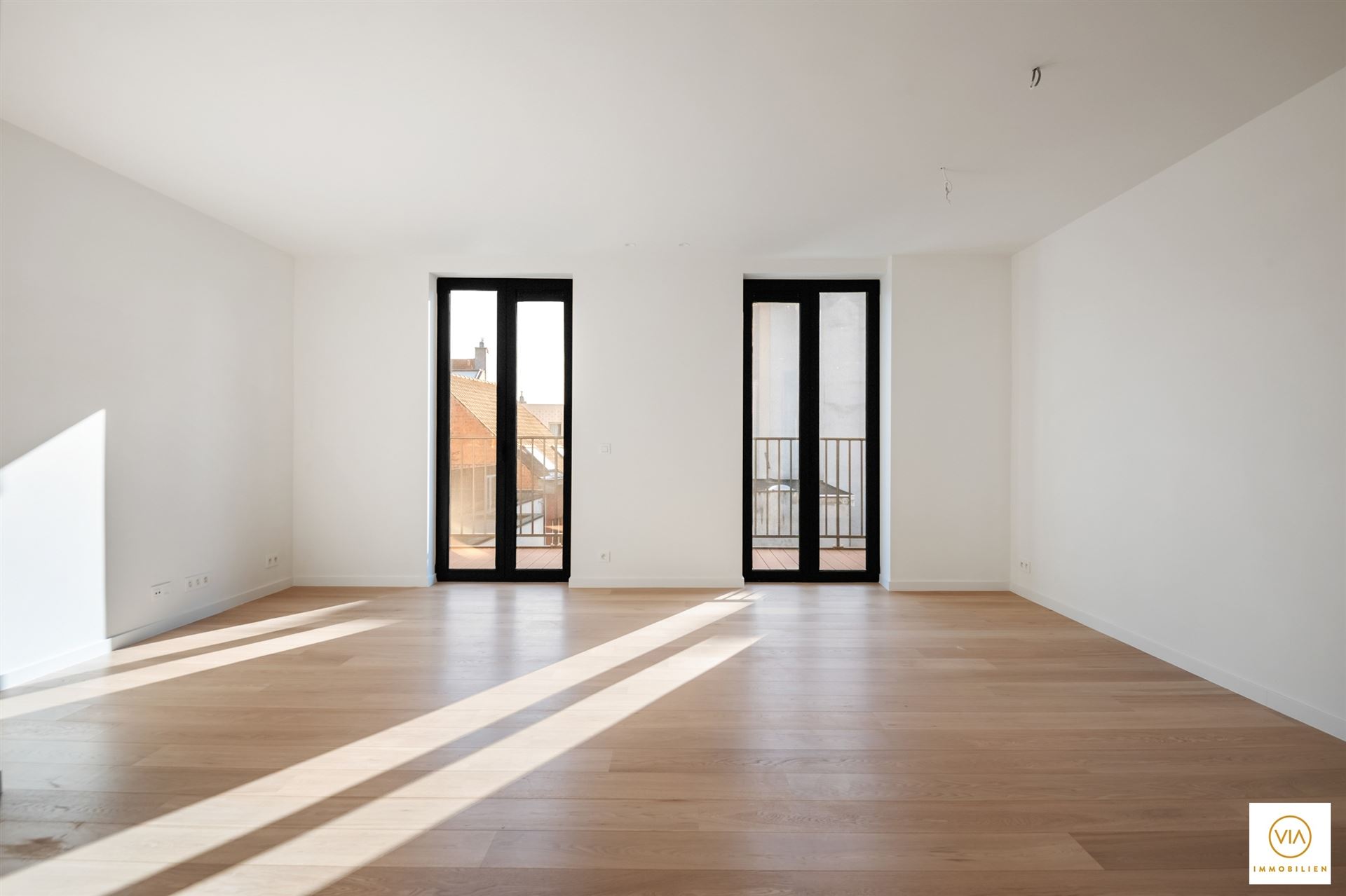 Instapklaar appartement met 2 SLK en terras - foto 4