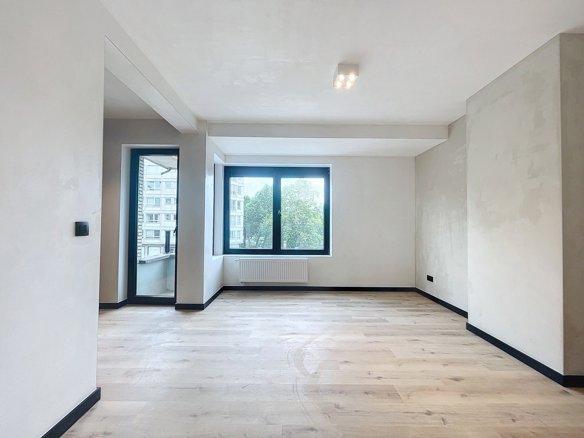 Meerdere gerenoveerde appartementen op uitstekende locatie - foto 3