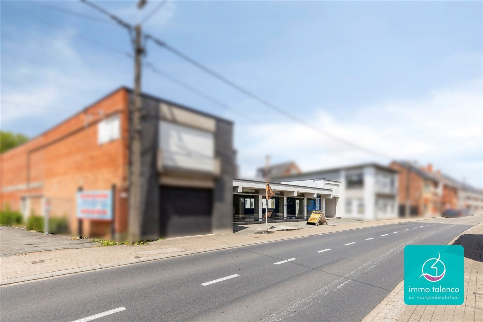 Showroom / loods / kantoorruimte / winkel op 6 a 15 ca - 565 m² - foto 4