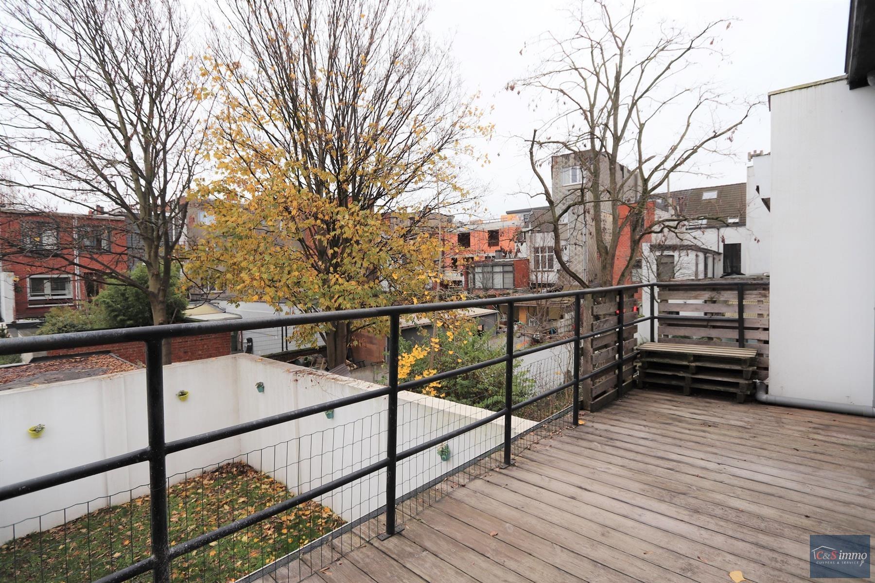 Verzorgd appartement met 2 slaapkamers en ruim terras - foto 5