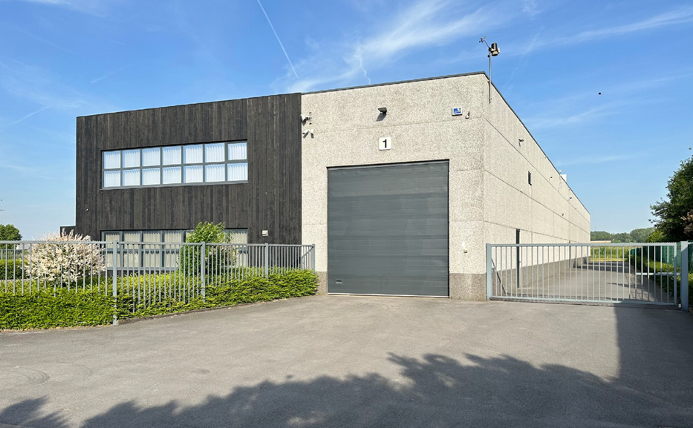 Commercial à louer à Kruisem - photo 1