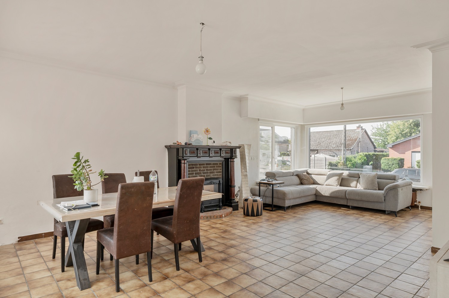 DEELS GERENOVEERDE WONING IN EEN RUSTIGE STRAAT - foto 4