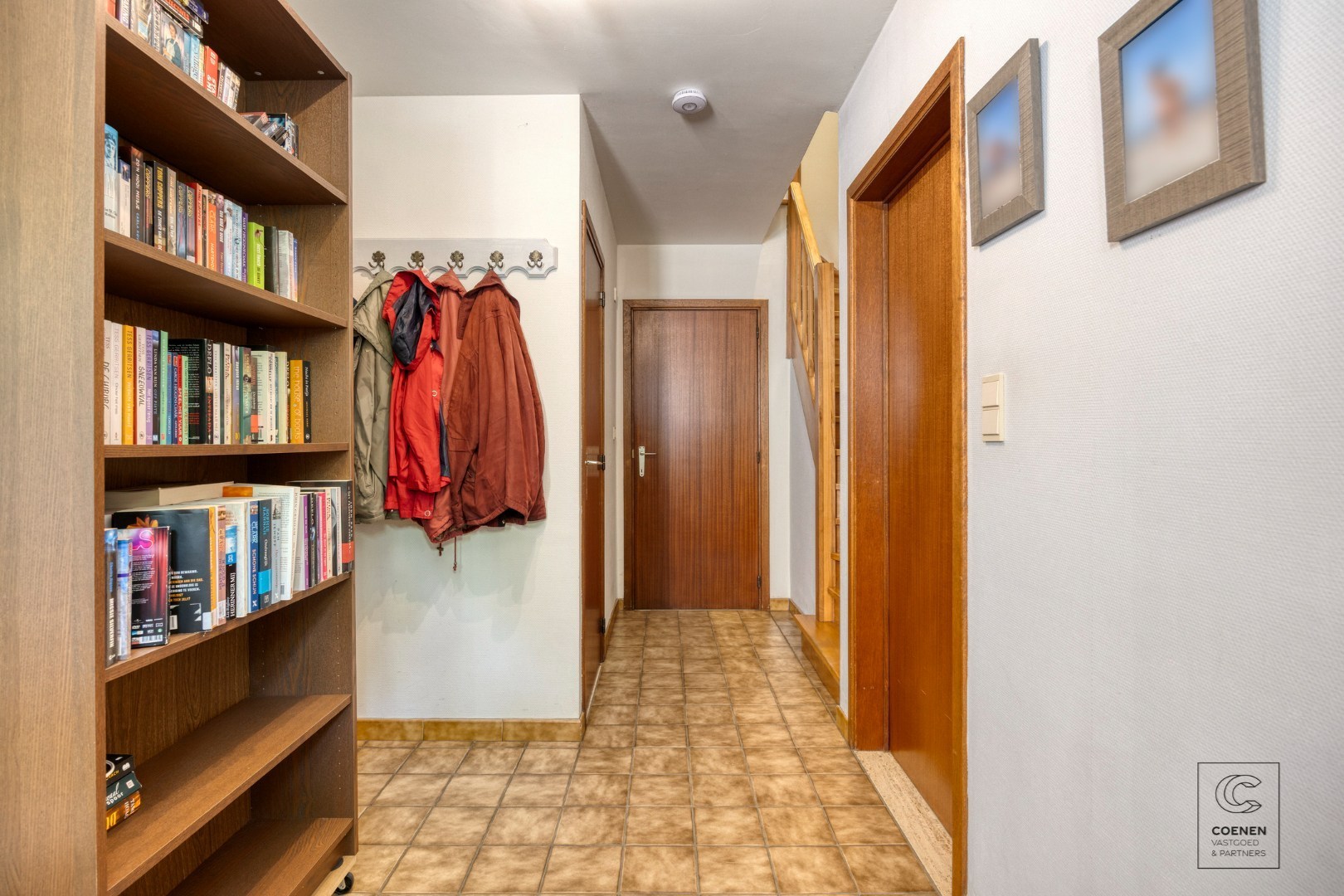 Ruime woning met 4 slaapkamers op een rustige ligging te Hoogstraten! - foto 4