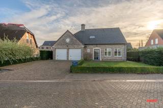 De Oude Kerkweg. Doet niet meteen een belletje rinkelen, zeg je? Dat kan, want hier rijd je enkel maar door als je op de koffie gaat bij 1 van...