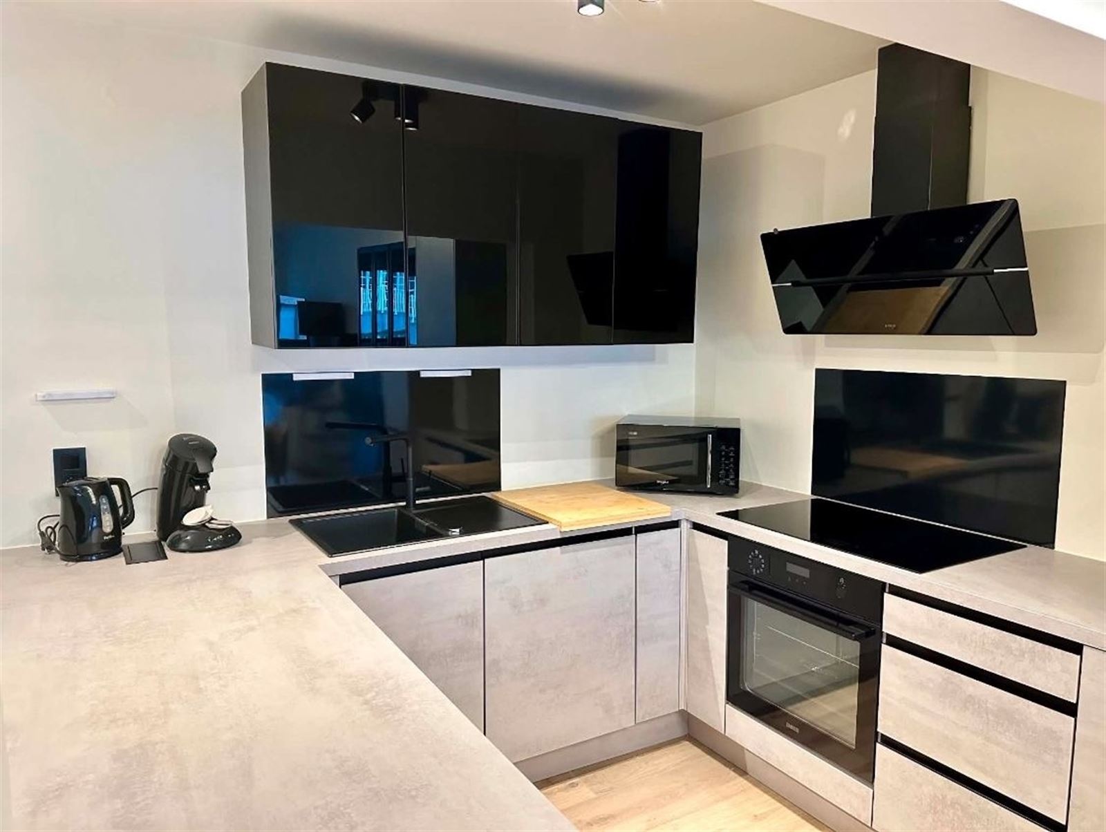 Instapklaar appartement op toplocatie in Knokke! - foto 1