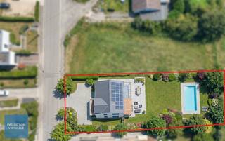 Non loin du centre de Tubize, joli terrain plat à bâtir de plus de 12 ares. Il offre la possibilité d'y construire une belle villa avec un...