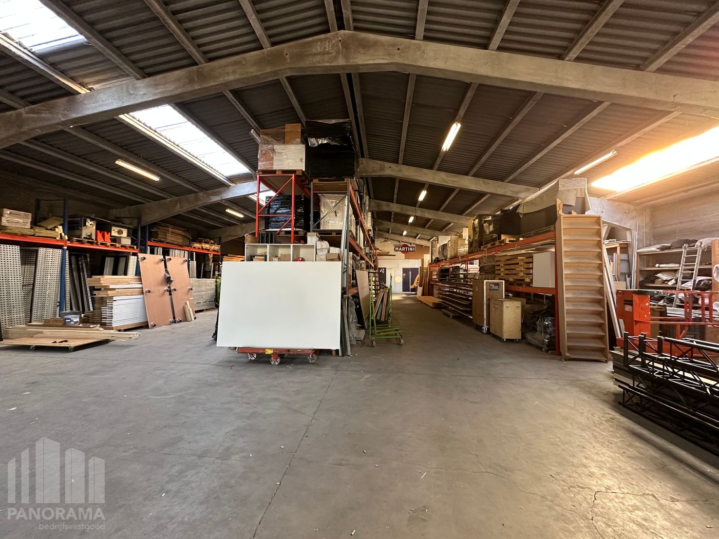 Bedrijfsgebouw te koop in Kuurne – 6.555 m² bedrijfsruimte op een terrein van 10.321 m² - foto 4