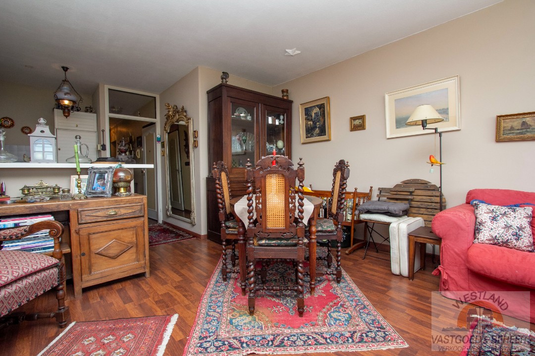 Gelijkvloers appartement met drie slaapkamers - foto 3