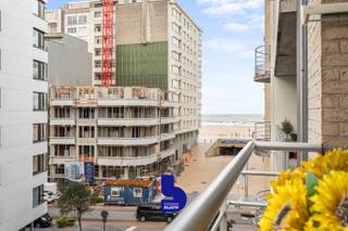 Dit lichtrijke appartement bevindt zich op de vierde verdieping van de kleinschalige Residentie Coast Site, ideaal gelegen in de Kapucijnenstraat...