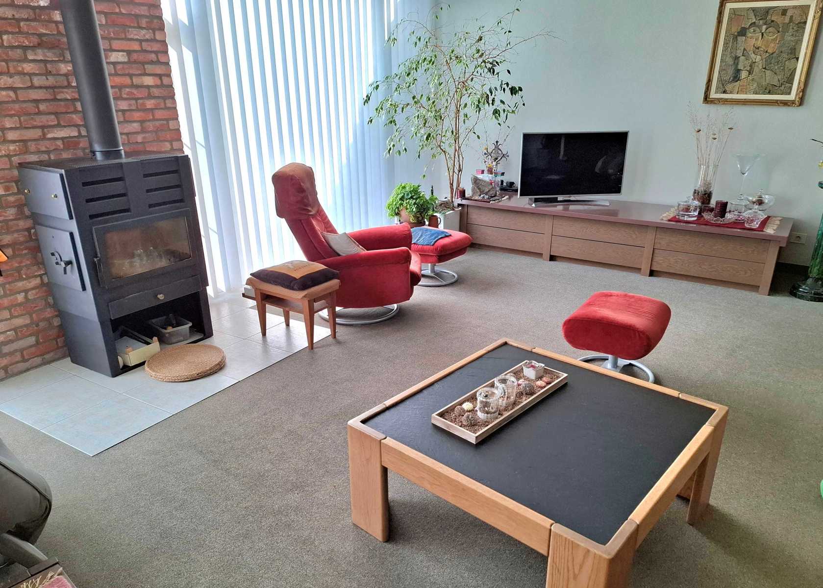 Opbrengsteigendom bestaande uit ruim handelspand met woonst en 3 appartementen - foto 4