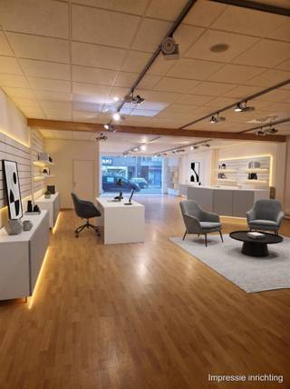 <p><span>Ruime handelsruimte in het centrum van Brasschaat.</span></p><p><span> </span></p><p><span>Een ruime handelsruimte die geschikt is voor een kantoor, winkel of vrij beroep. </span></p><p><span>Pop-up is mogelijk. Horeca is niet toegestaan in het gebouw.</span></p><p><span> </span></p><p><span>Indeling: </span></p><p><span> </span></p><p><span>Handelsuimte van 160 m², apart toilet met lavabo, twee ruime bergingen van elk 15 m² en een tuin.</span></p><p><span>Toegang langs achter (via de Door Verstraetelei) voor eventueel leveringen en dergelijke. </span></p><p><span> </span></p><p><span>Pluspunten: </span></p><p><span> </span></p><p><span>- zeer gunstige ligging </span></p><p><span>- individuele meters voor gas, elektriciteit en water</span></p><p><span>- terras en tuin</span></p><p><span>- geen gemeenschappelijke kosten</span></p><p><span> </span></p>