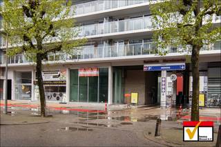 Al dan niet technische uitrusting te bespreken. Dit handelspand bevindt zich in het Merodecenter, een levendig en goed bereikbaar winkelcomplex in...
