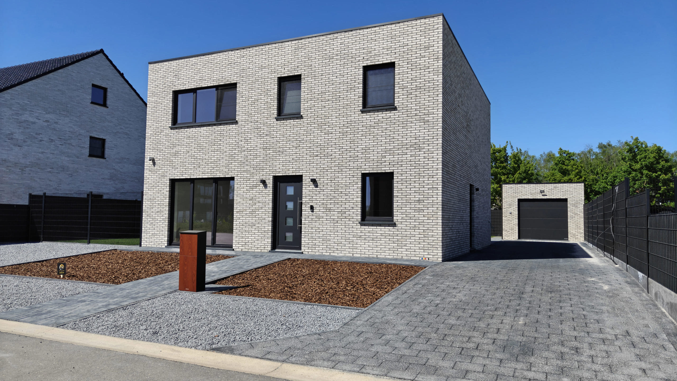 Instapklare,vrijstaande nieuwbouwwoning met aparte garage - foto 1