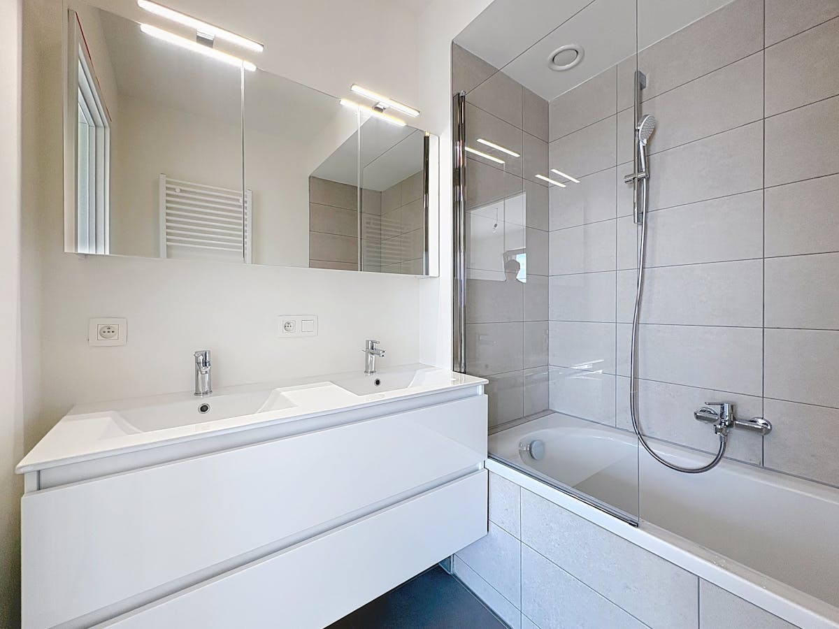 BEN apartment with 2 bedrooms and 2 bathrooms for rent in Wilrijk - photo 4