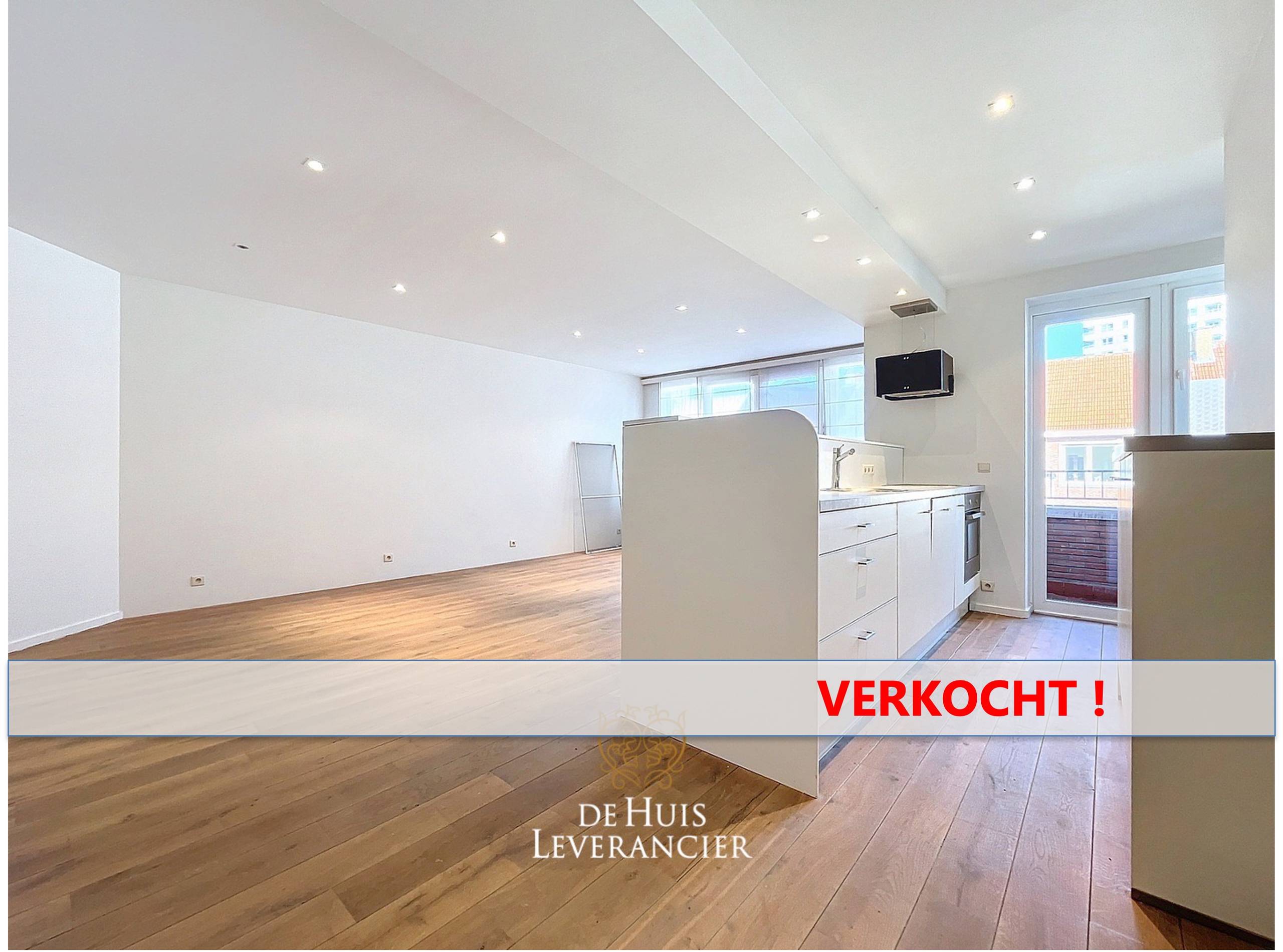 INSTAPKLAAR appartement op TOP locatie tussen de 2 ziekenhuizen te koop in Wilrijk - foto 1