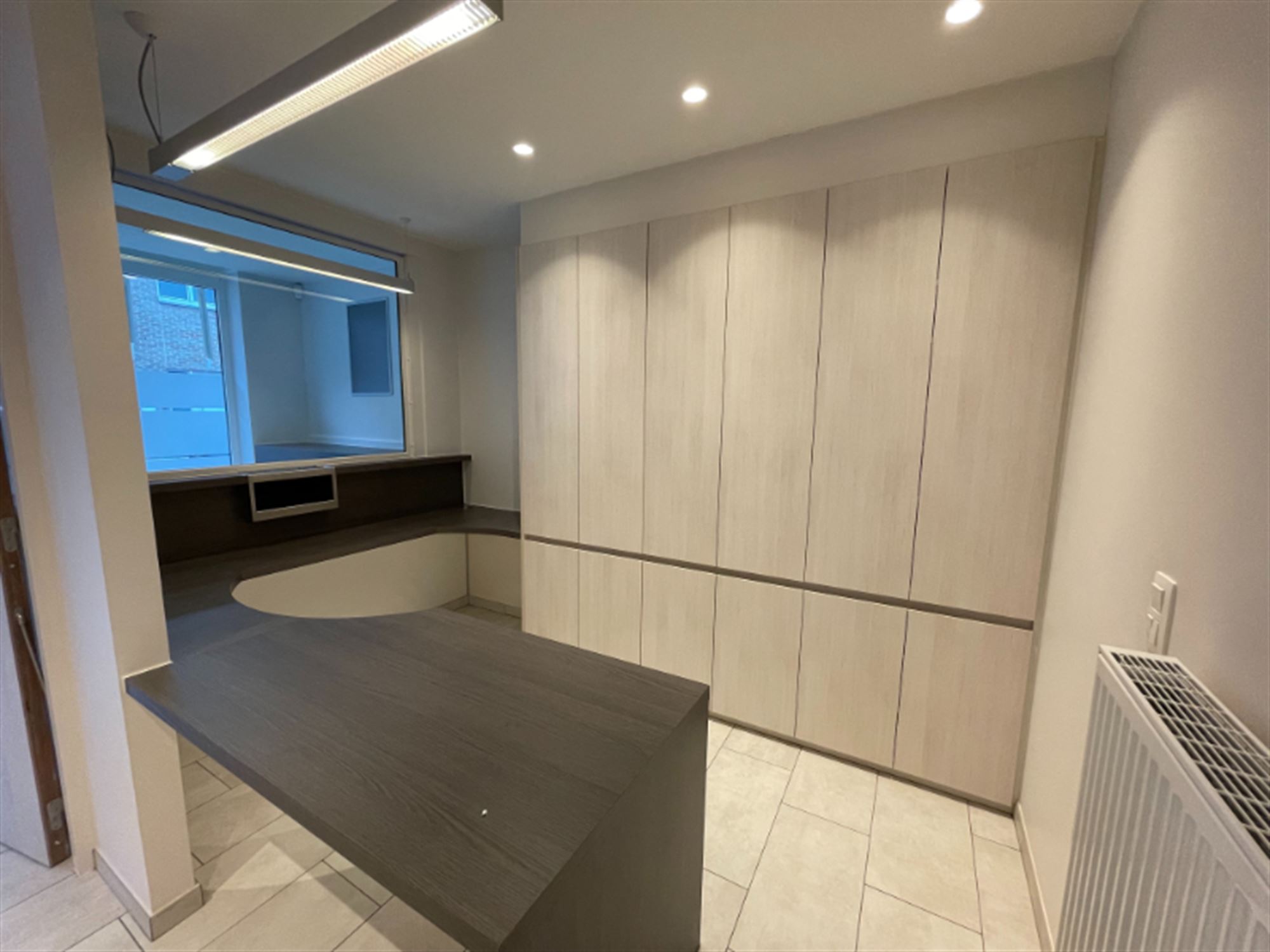 Handelspand met parking - foto 4