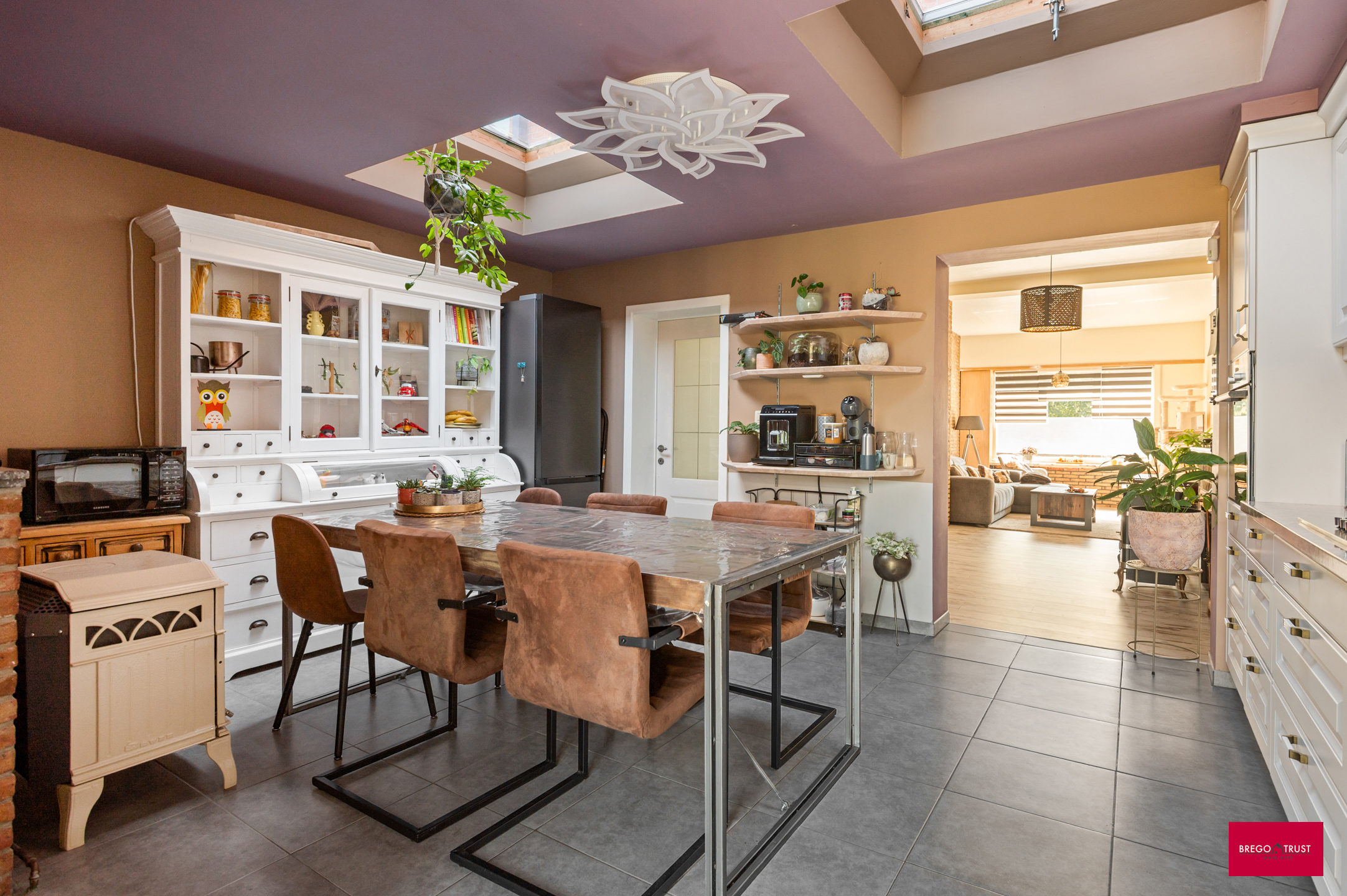 Gezellige woning met drie slaapkamers en stadstuin. - foto 4