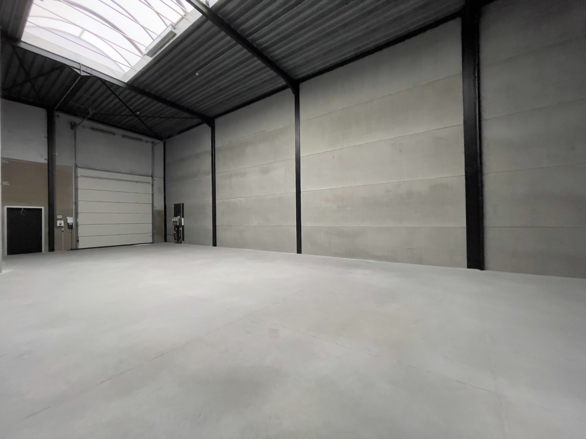 Nieuwbouw magazijn 265m² met extra ruimte van 288m² te Wielsbeke - foto 4