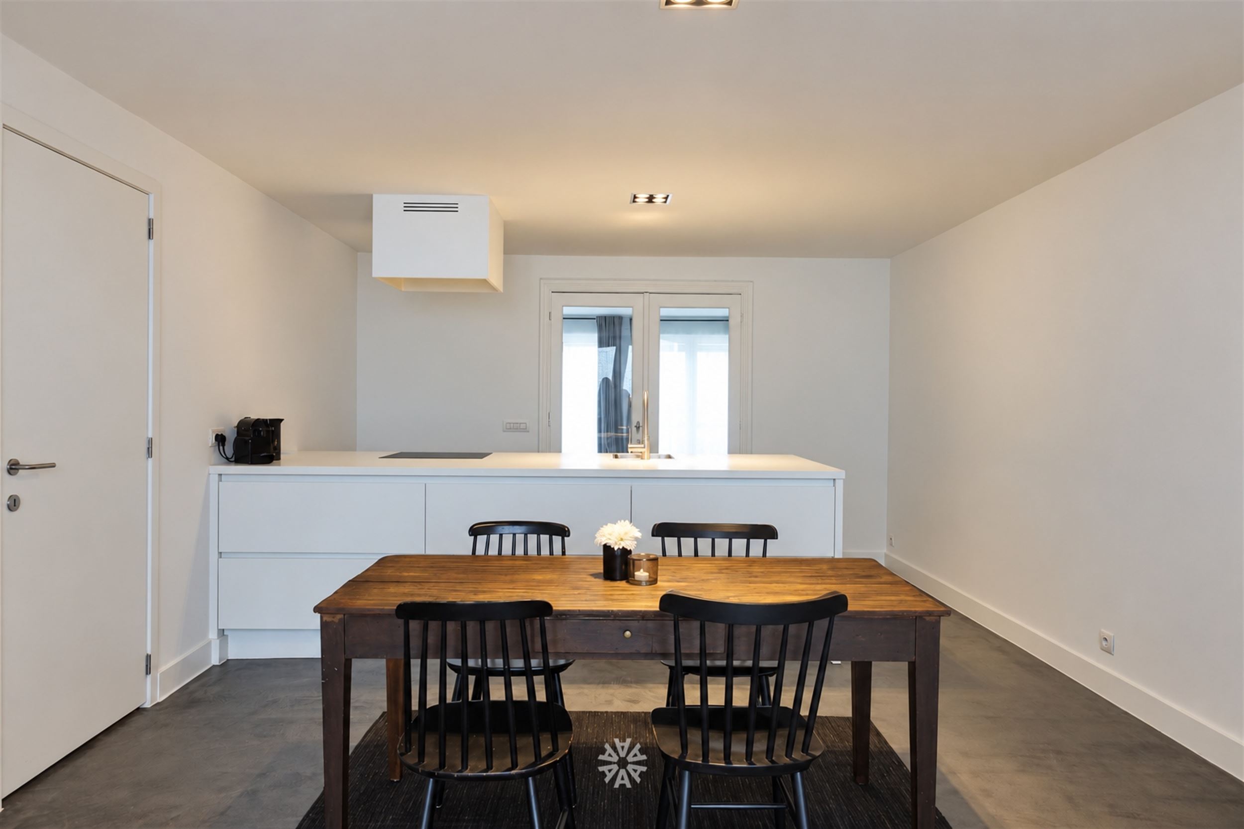 Knap bemeubeld één slaapkamer appartement te huur nabij Gent-Sint-Pietersstation - foto 4