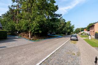 BOUWGROND VAN 2.567 M² MET ZUIDORIËNTATIE IN ZOERSELEen ruim perceel met zuidgerichte tuin. Hier kan u een open bebouwing realiseren met een...