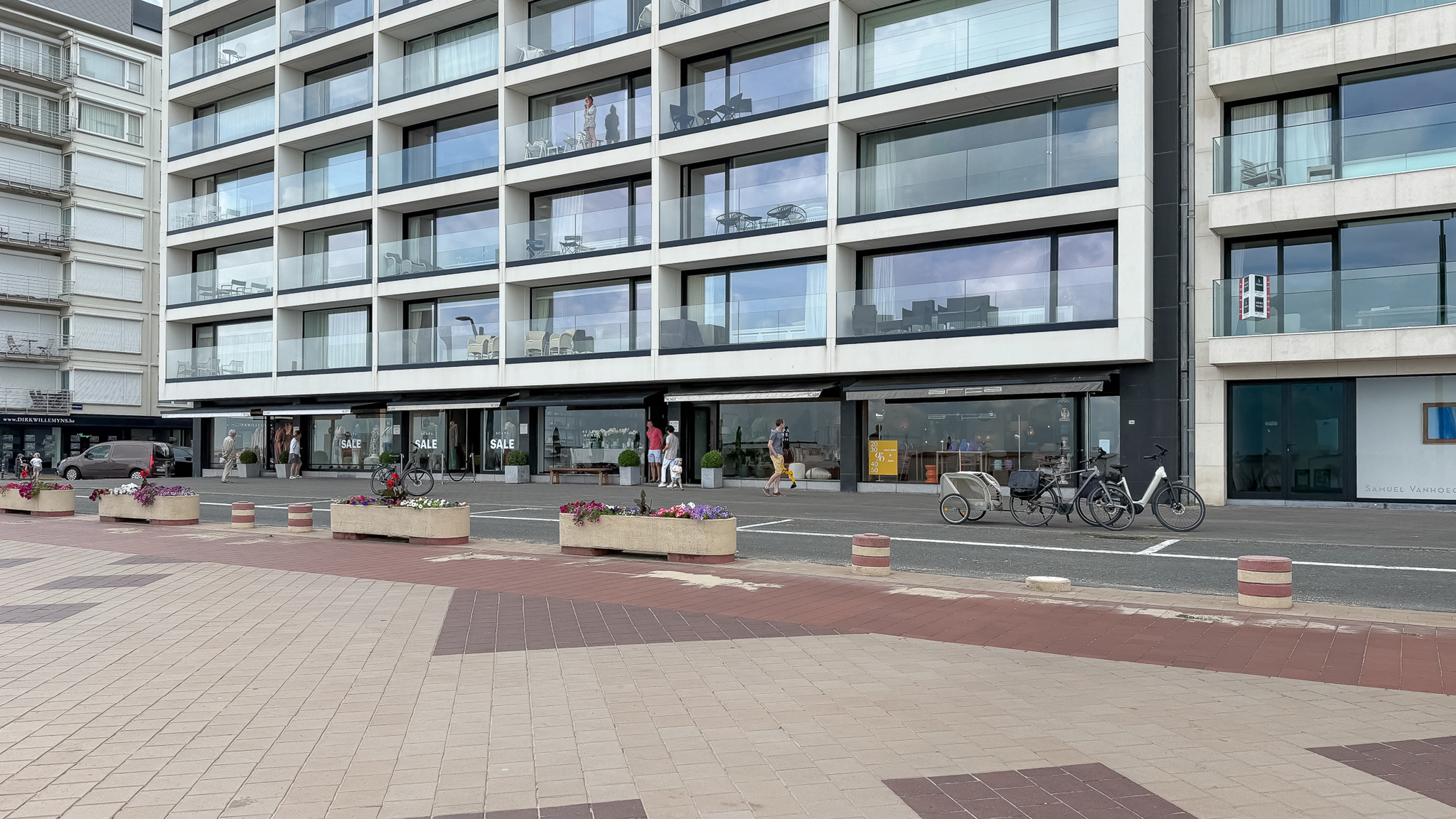 Commercial for rent in Knokke-Heist - photo 1