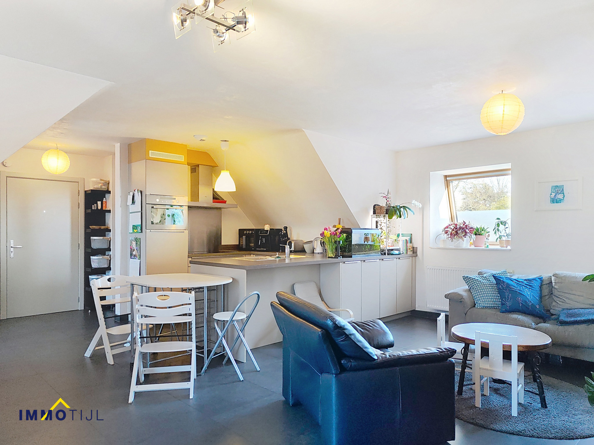 Apartment for rent in Aalst with 2 bedrooms - photo 2