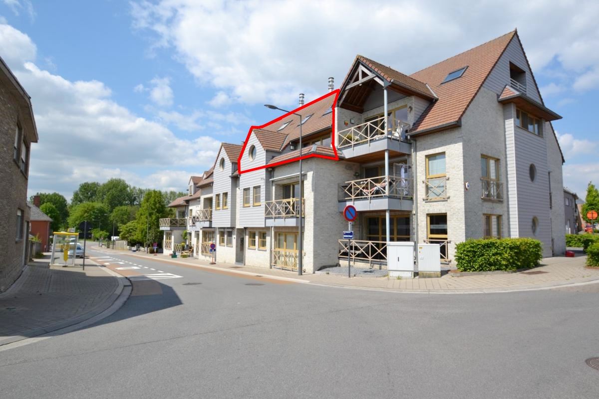 RUIM DUPLEX APP.135 m² MET TERRAS + VERPLICHT AAN TE KOPEN ONDERGRONDSE GARAGEBOX - foto 2