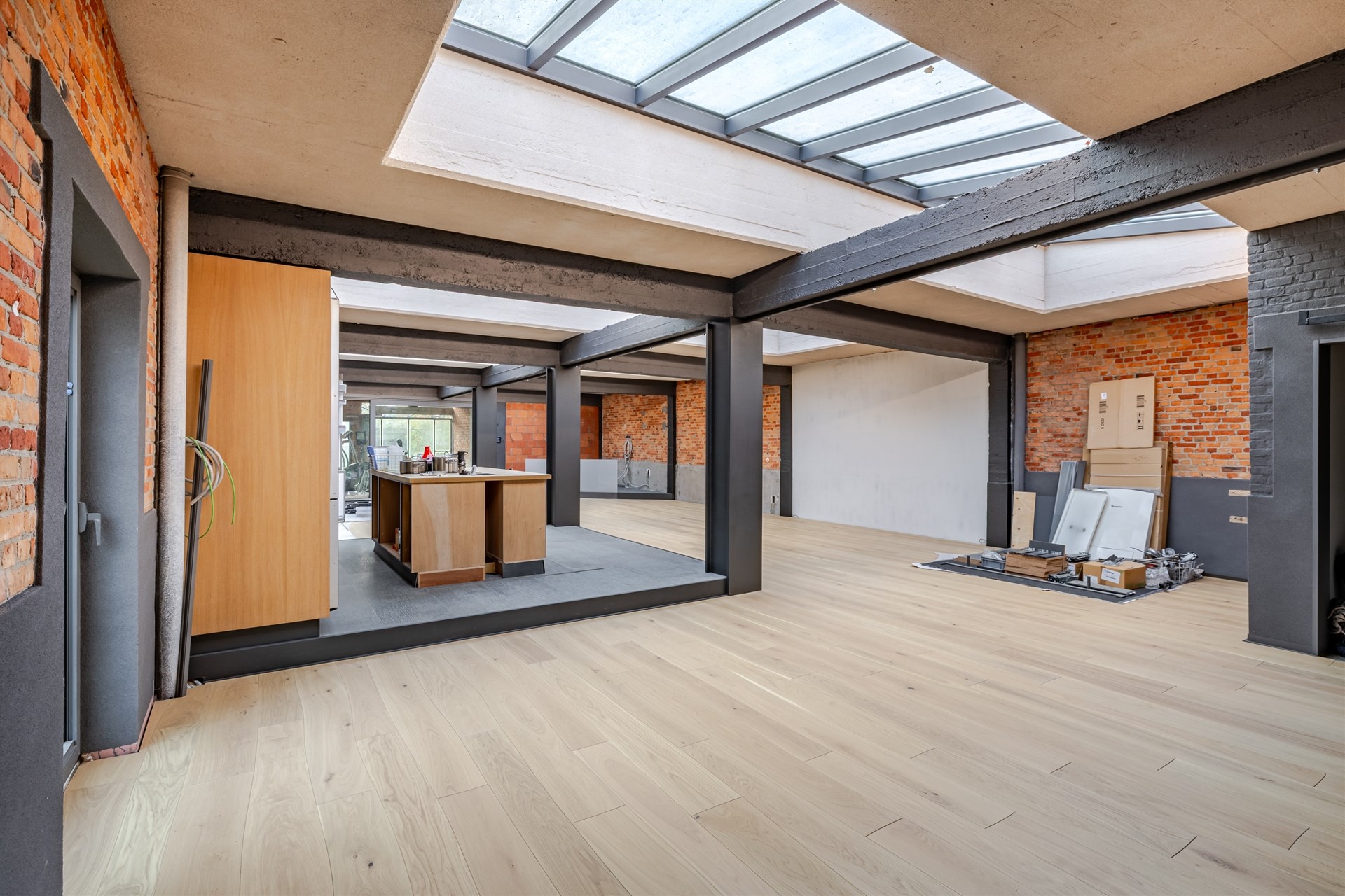 Unieke loft (290m²) met atelier, studio, tuin én magazijn (200m²) - foto 5