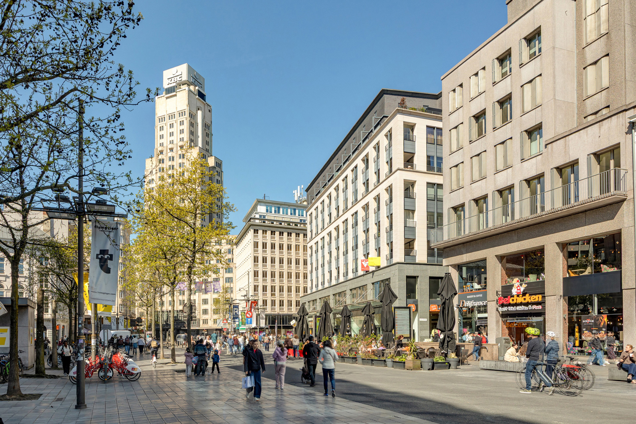 ANTWERPEN - Royaal appartement met mooie terrassen - foto 1