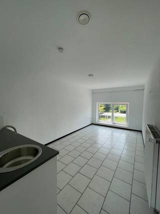 Opbrengsteigendom Te Huur – 6 Studio's met Gemeenschappelijke Ruimtes in Kasterlee Bent u op zoek naar een veelzijdig pand met...