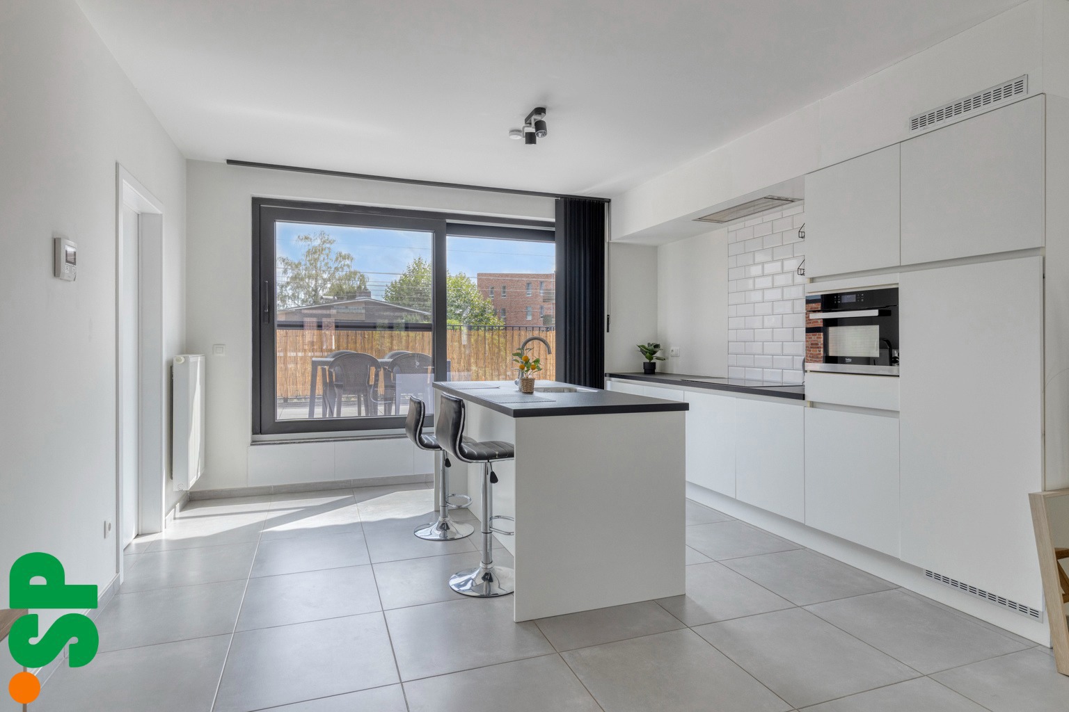 Recent duplex appartement met 2 slaapkamers en zonnig terras - foto 5
