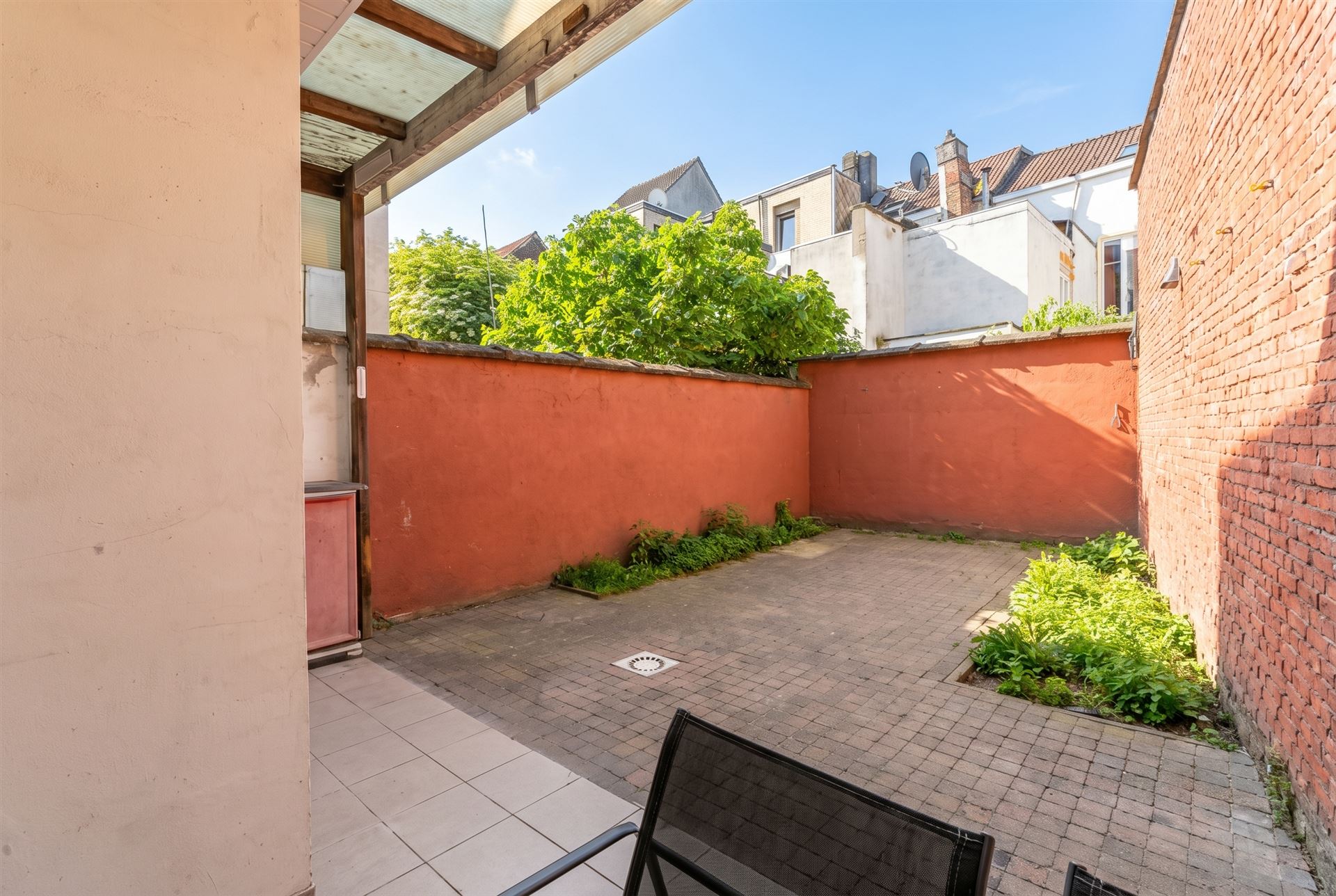 Charmante woning: 7 SLPK + TUIN in het bruisende Borgerhout - foto 5