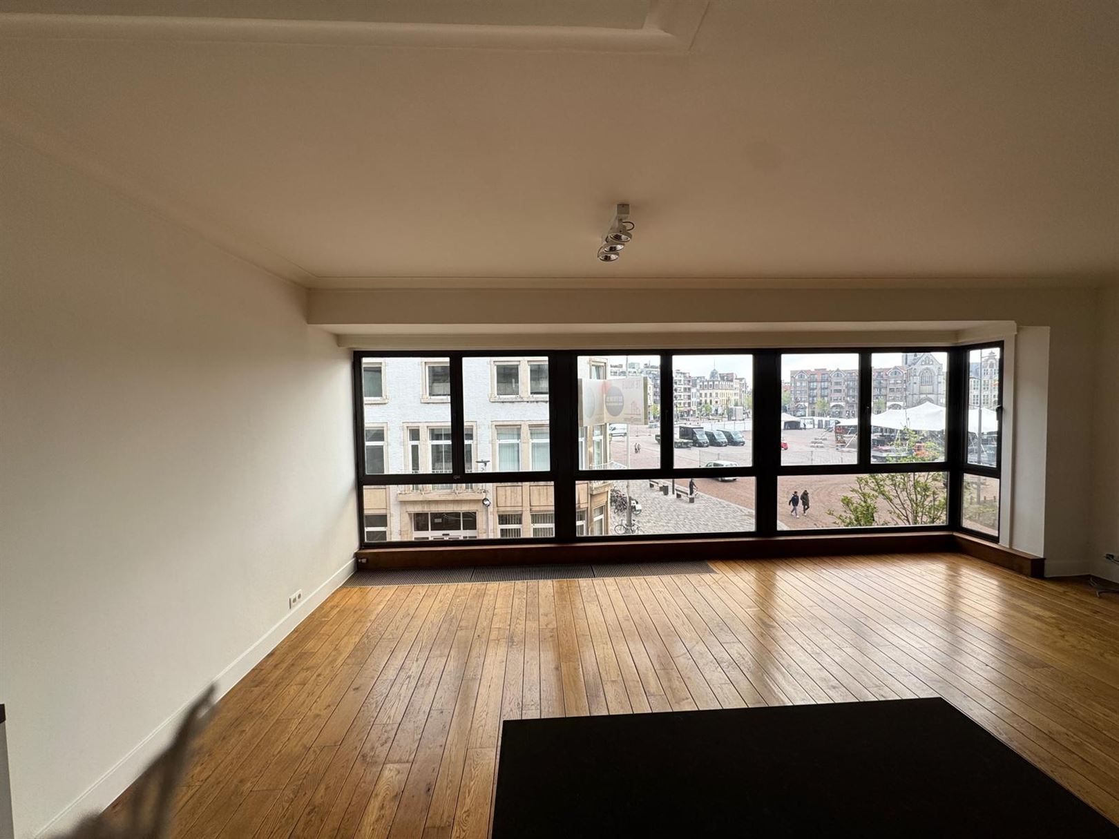 Apartment for rent in Sint-Niklaas with 2 bedrooms - photo 3