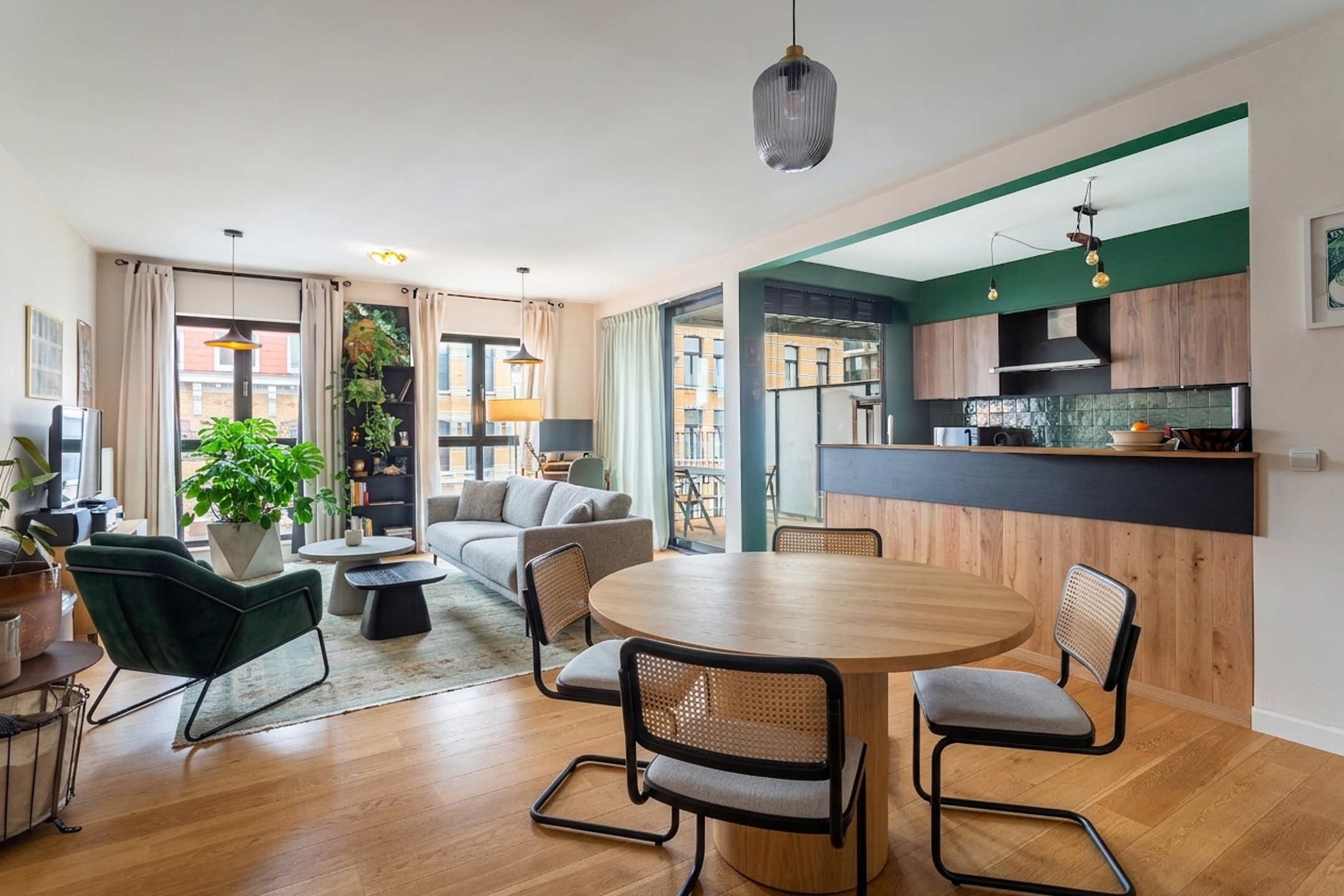 2-slaapkamerappartement met terras op ’t Eilandje - foto 3