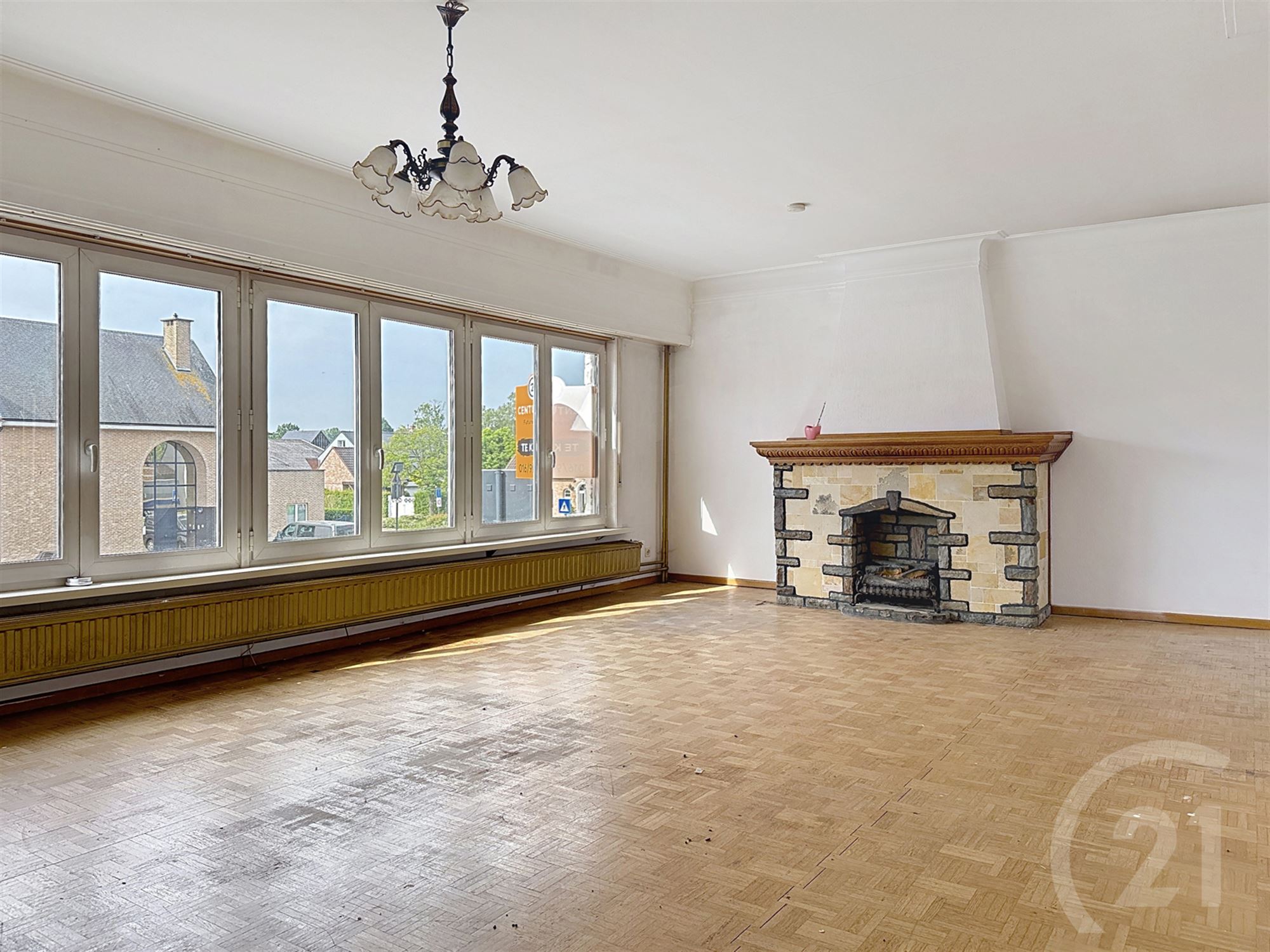 Zeer ruim appartement te koop in het centrum van Ramsel! - foto 4