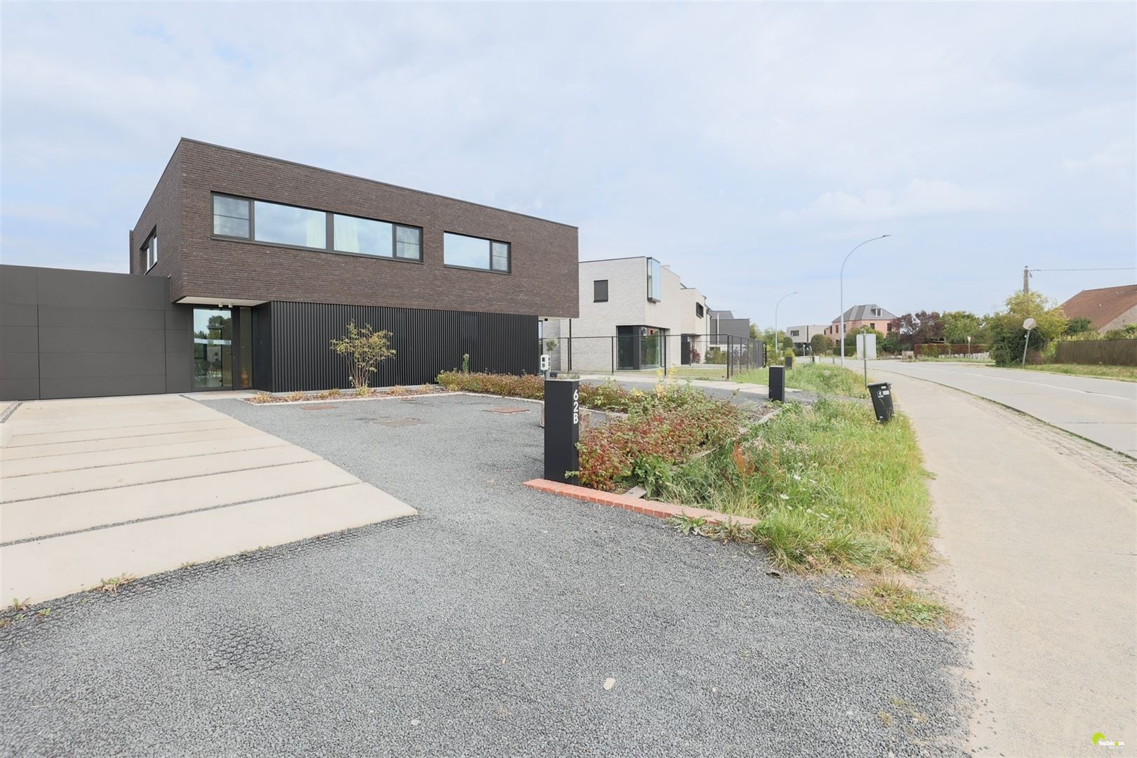 Recente BEN-woning met zwembad en vrij zicht - foto 1