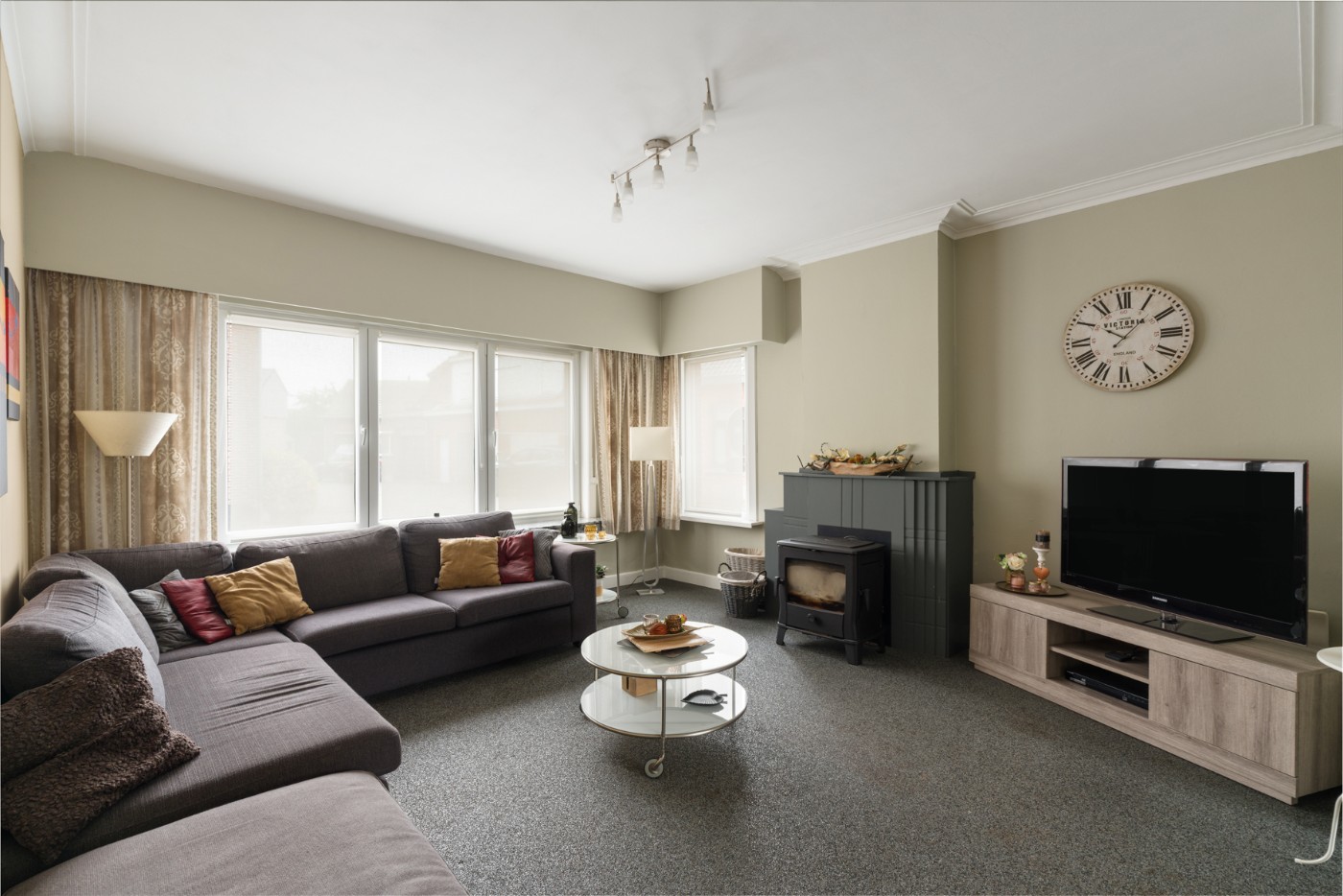 Verrassend ruime, instapklare woning met 3 slpk. en zuid-west koertje - foto 4