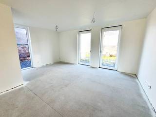 Energieneutrale nieuwbouwwoning op een TOP locatie !!Indeling : Inkomhal , apart toilet , ruime garage met toegang tot de tuin , woonkamer met open...