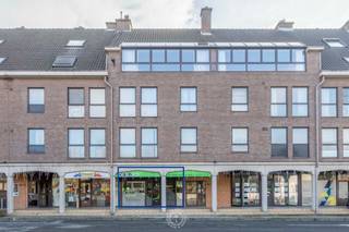 In het hart van Sint-Niklaas, aan het commercieel interessante Hendrik Heymanplein, bevindt zich dit veelzijdige handelspand dat perfect geschikt...