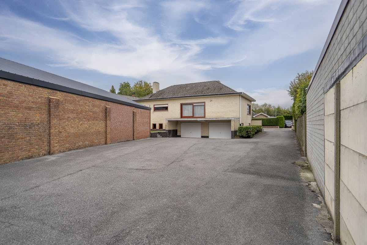 Ruim te renoveren huis te koop in Harelbeke - foto 3