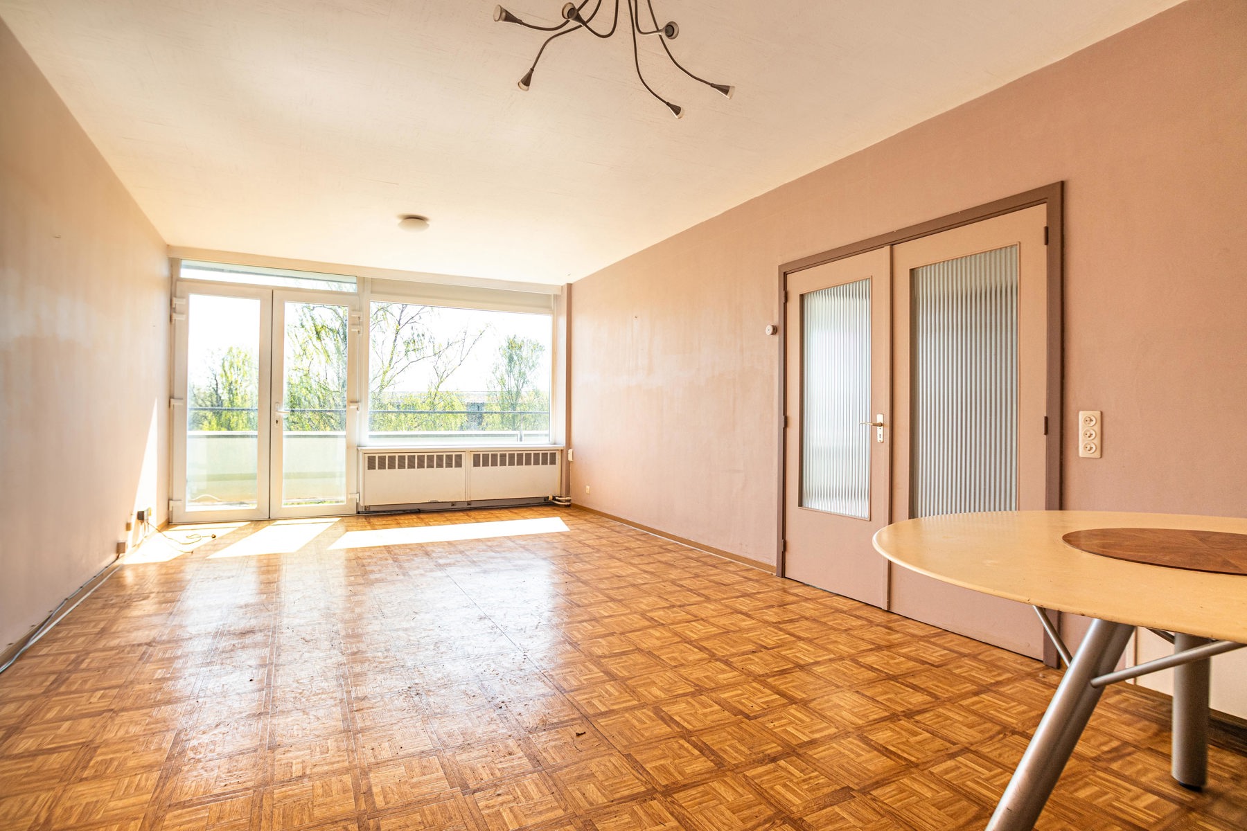 Ruim 3-slaapkamerappartement met potentieel - foto 4