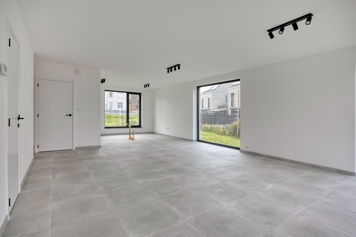 Energiezuinige woning met garage, zonnepanelen,... - foto 1