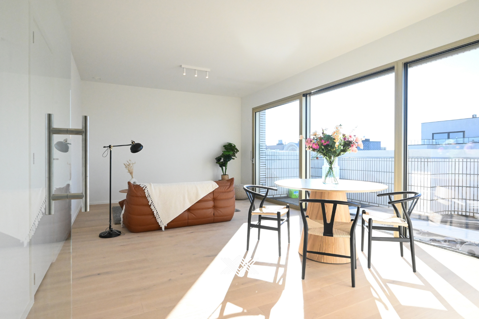 Penthouse gelegen in een architecturale eyecatcher op de markt - photo 4