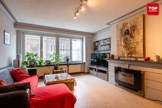 Wonen in het bruisende hart van Gent? Dit energiezuinig appartement, gelegen op wandelafstand van de Kouter, biedt een unieke combinatie van...