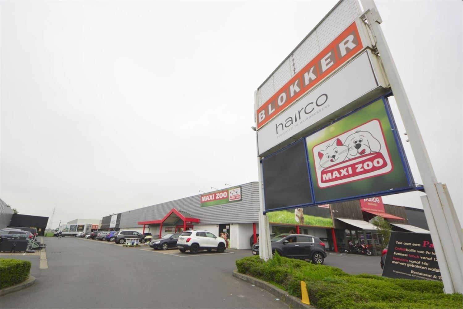 MODERNE BAANWINKEL MET PARKING - foto 2