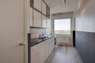 Vandaag trekken we naar postcode 2020 – en dan ook nog eens… hoog-boven-de-wolken. Jaja, ’t is weer zo ver: vandaag is ’t met een...