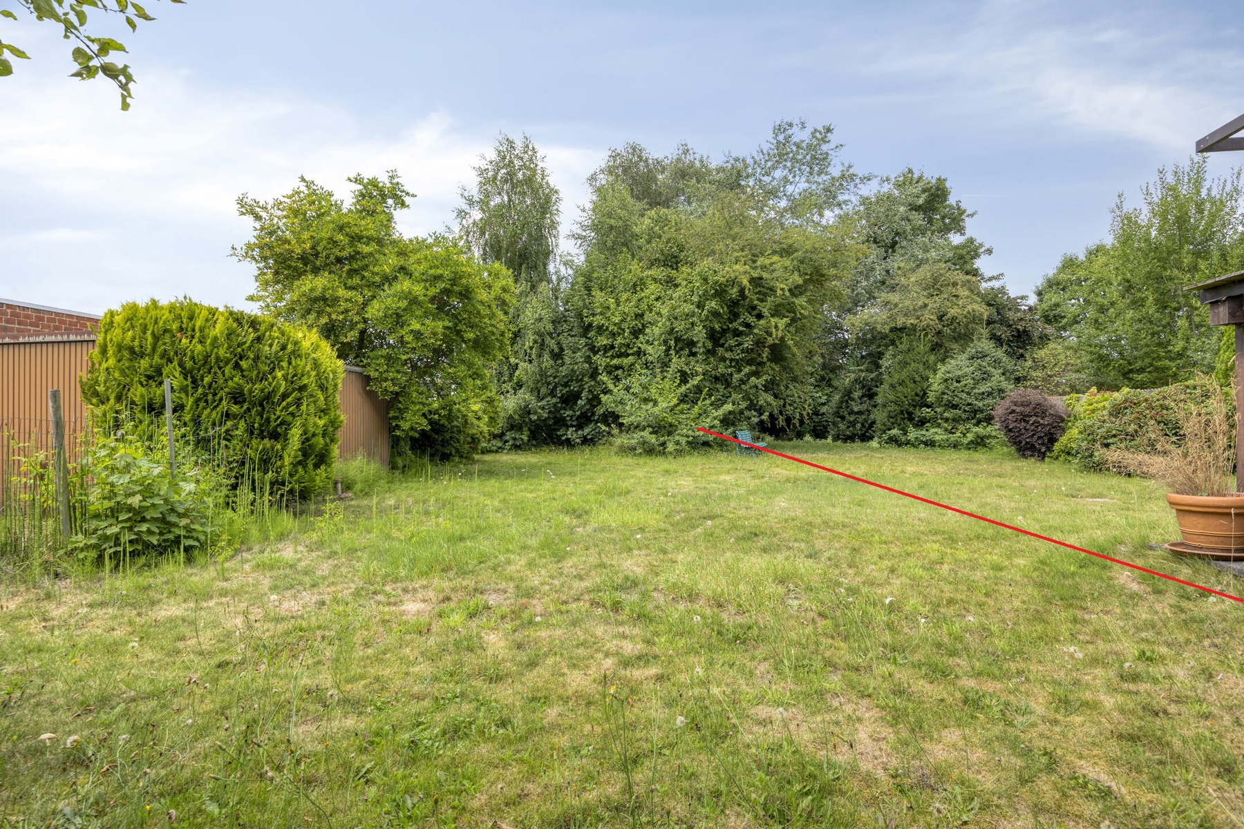 Goedgelegen bouwgrond voor driegevel woning - foto 2