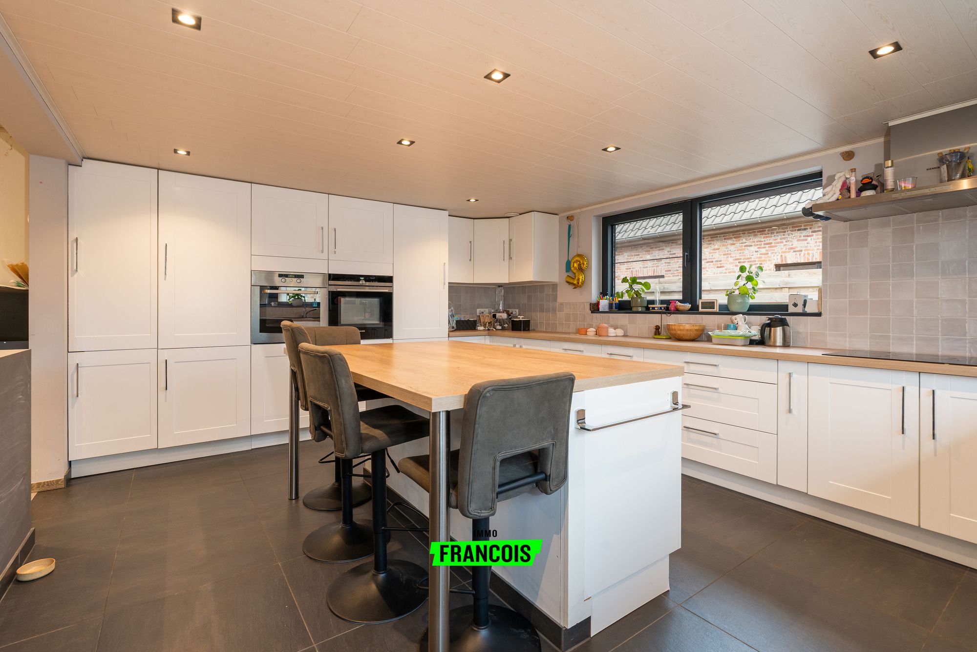 Instapklare en energiezuinige woning met drie slaapkamers te koop in Knesselare - foto 3