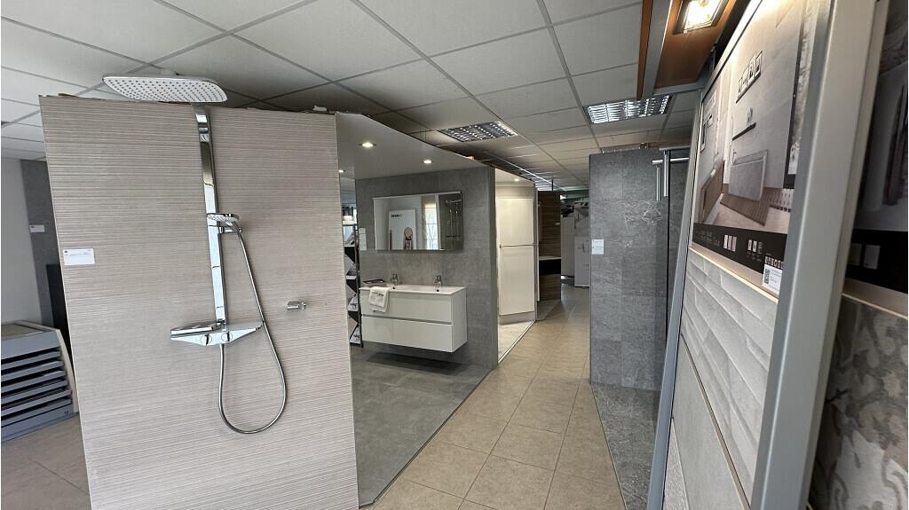 Ruim woon- en handelshuis met loods te koop in Aartrijke Zedelgem - foto 5